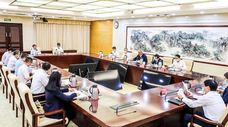 北京市委书记蔡奇在经开区调研并与企业家座谈，，，，，，，，总裁徐烨烽受邀参与